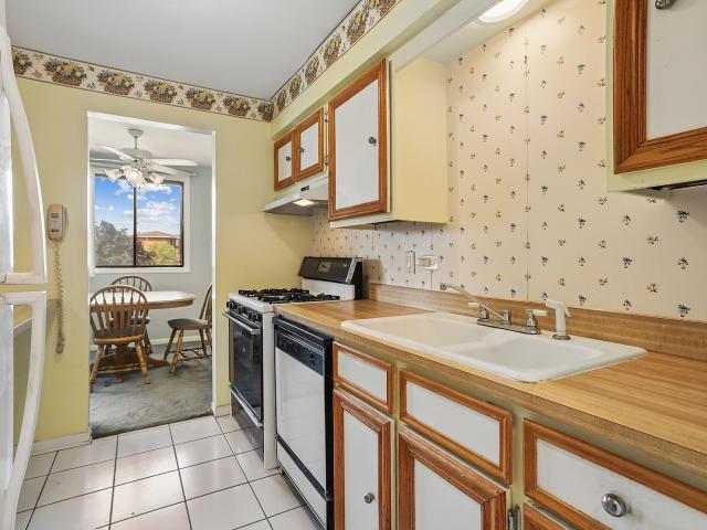 Condo for sale in Oak Forest, Illinois