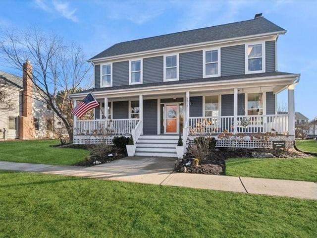 House for sale in Grayslake, Illinois