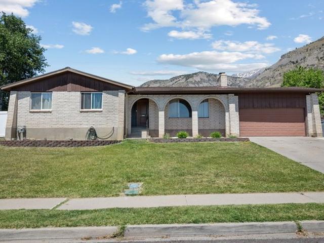 House for sale in Pleasant Grove, Utah