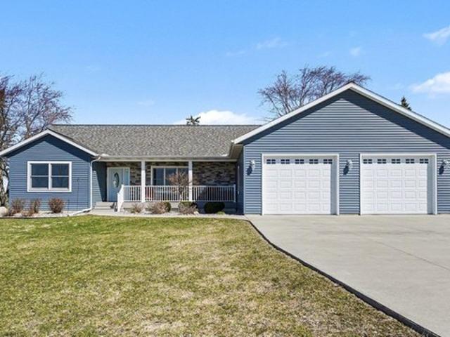 House for sale in Pinconning, Michigan