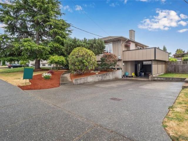 House for sale in Saanich, British Columbia