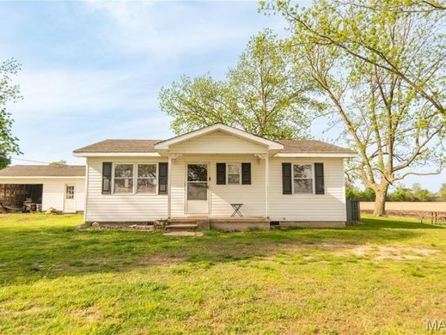 House for sale in Bloomfield, Missouri