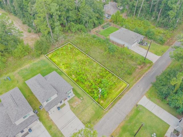 Land for sale in Montgomery, Texas