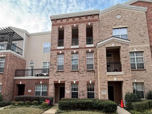 Townhouse for sale in Addison, Texas