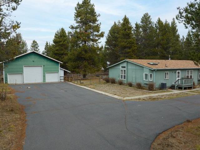 House for sale in Oregonia