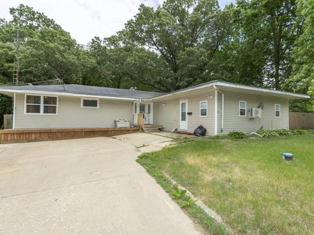 House for sale in Dixon, Illinois