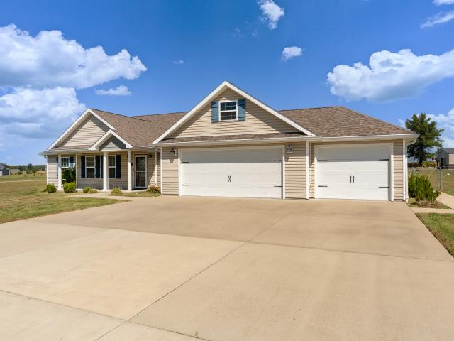 House for sale in Marion, Illinois