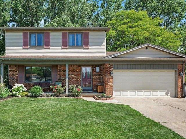 House for sale in Fraser, Michigan