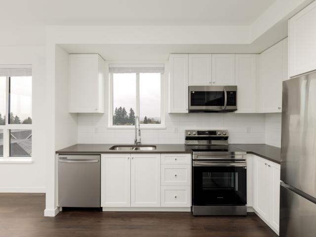 Apartment for rent in Surrey, British Columbia