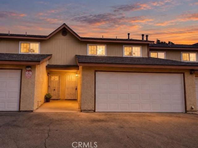 Townhouse for sale in Pomona, Los Angeles County