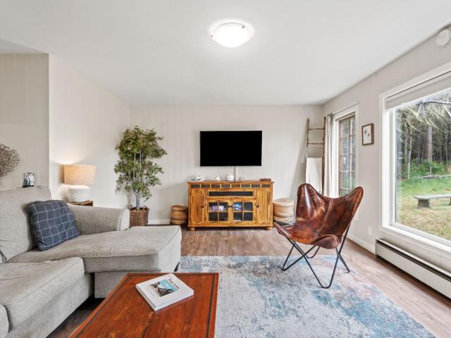 House for sale in Manchester, California