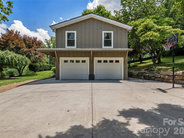 House for sale in Transylvania, North Carolina