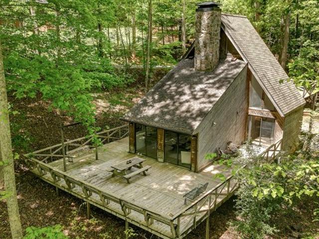 House for sale in Hiawassee, Georgia