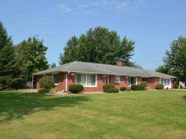 House for sale in Nappanee, Indiana