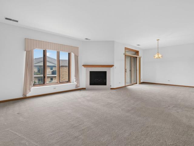 Condo for sale in Orland Park, Illinois