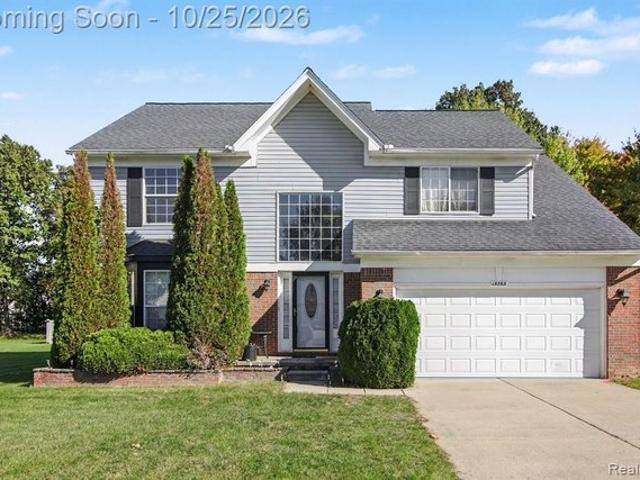 House for sale in Huron Valley Homes, Romulus