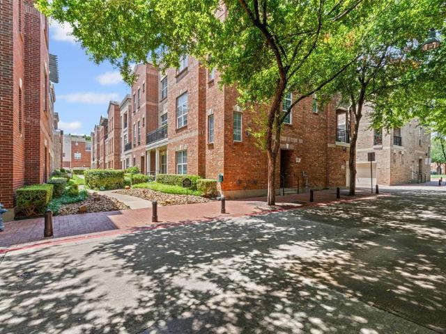 Condo for sale in Addison, Texas