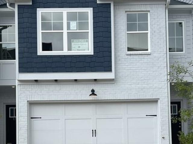 Townhouse for sale in Conyers, Georgia