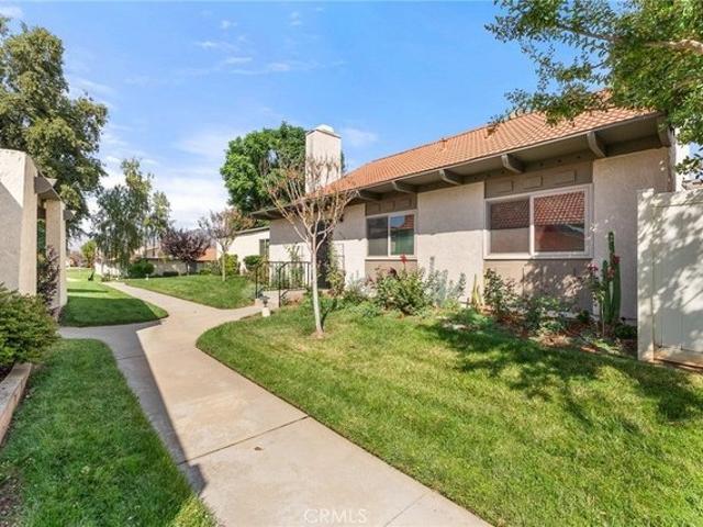 Condo for sale in Redlands, California