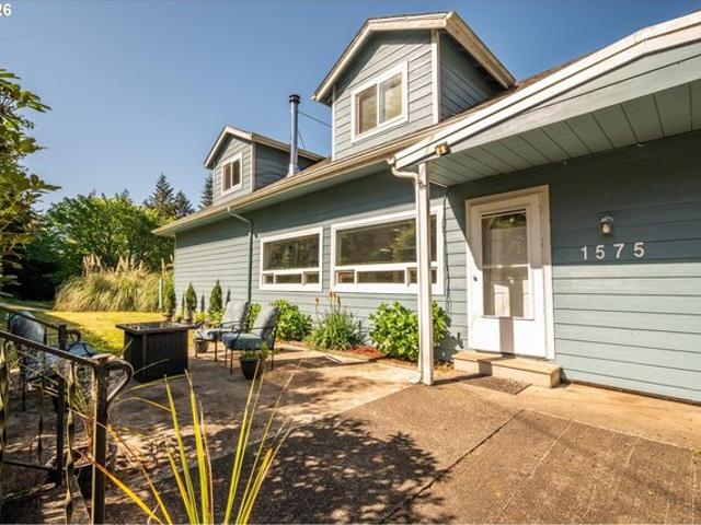 House for sale in Oregonia