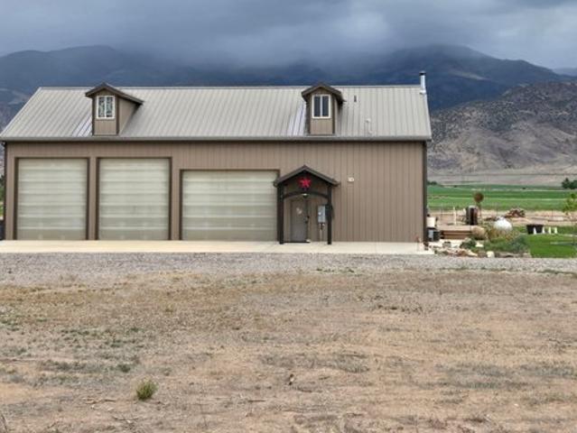 House for sale in Monroe, Utah