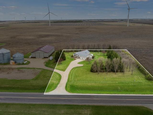 House for sale in Hendricks, Minnesota
