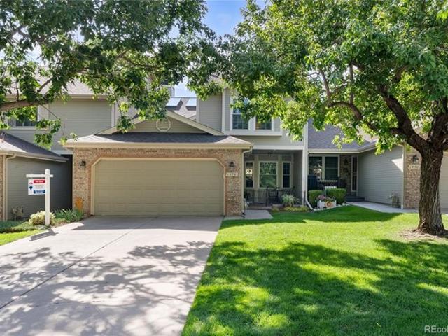 Townhouse for sale in Woodridge Terrace, Centennial