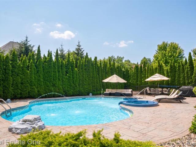 House for sale in Rochester Hills, Michigan