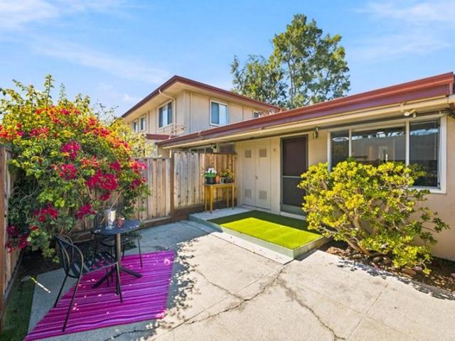 Condo for sale in San Mateo, California