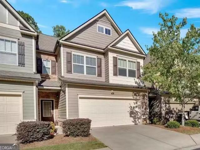 Condo for sale in Kennesaw