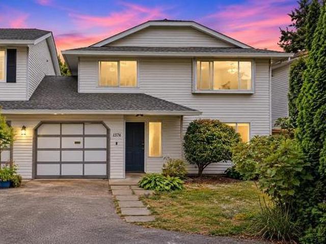 House for sale in South Surrey, Surrey