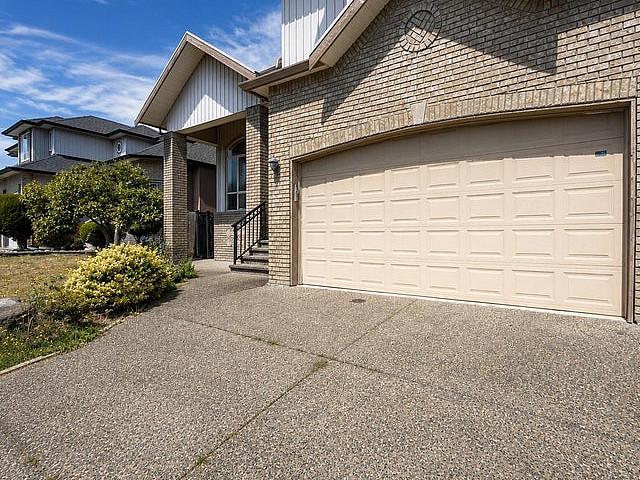 Townhouse for rent in Surrey, British Columbia