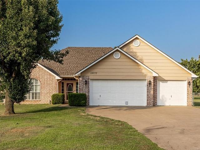 House for sale in Rogers, Oklahoma