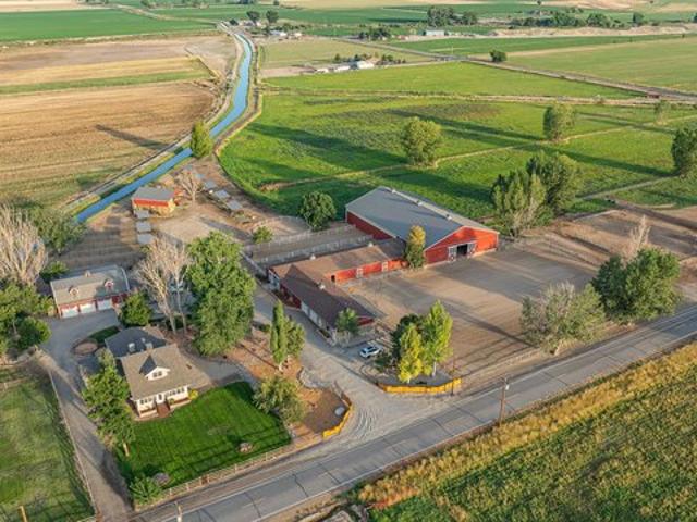 Farm for sale in Loma, Colorado