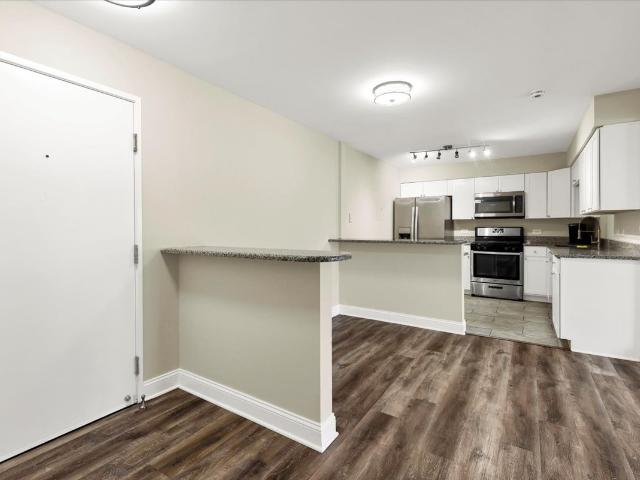 Condo for sale in Glendale Heights, Illinois