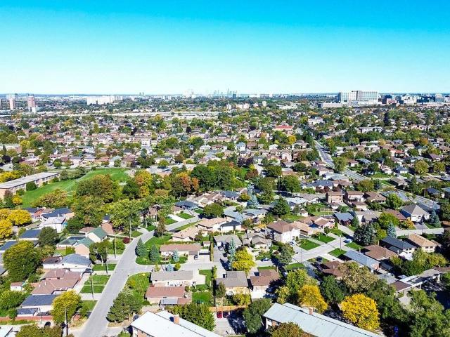 Apartment for rent in York South—Weston, Toronto