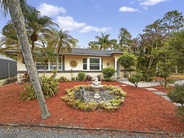 House for sale in Loxahatchee, Florida