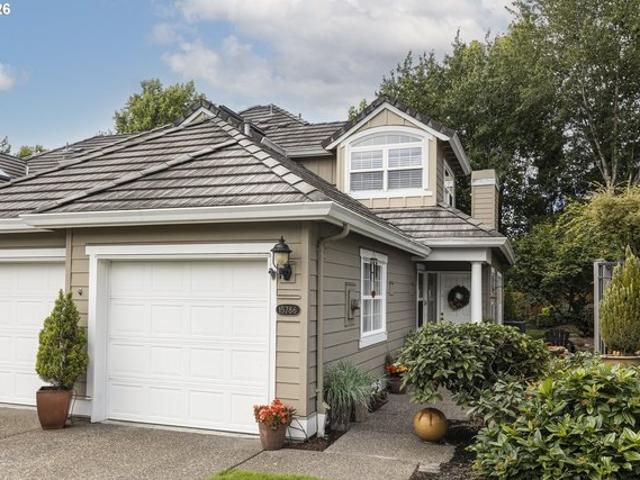 Townhouse for sale in Oregonia