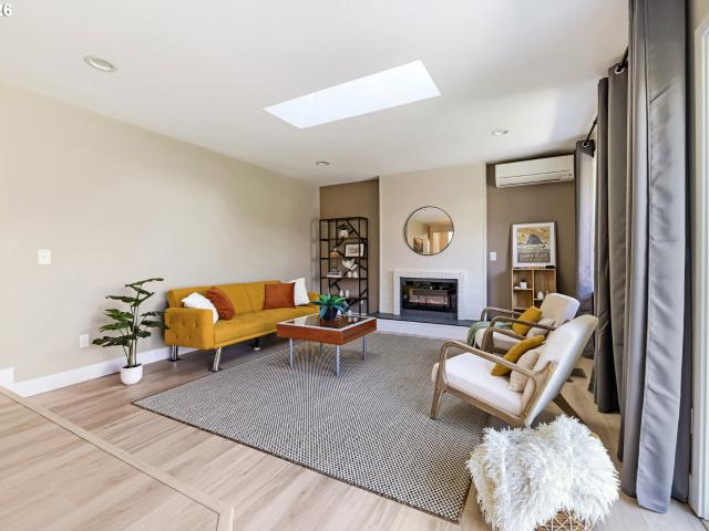 House for sale in Four Seasons, Beaverton