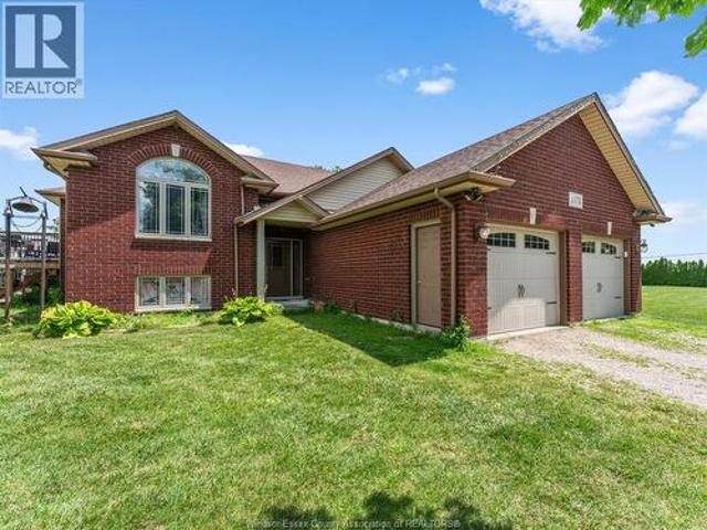 House for sale in Essex, Ontario
