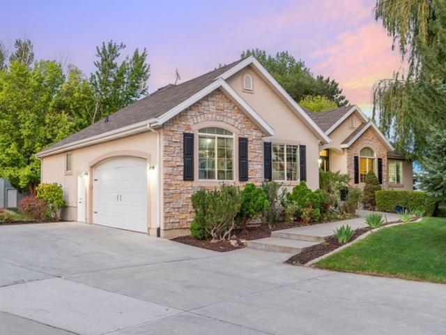 House for sale in Pleasant Grove, Utah