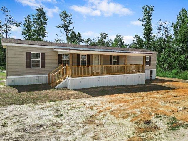 House for sale in Hosford, Florida