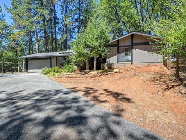 House for sale in Grass Valley, California