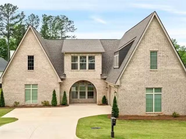 House for sale in Auburn
