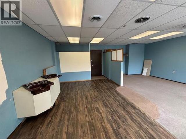 Commercial for rent in Winfield, British Columbia