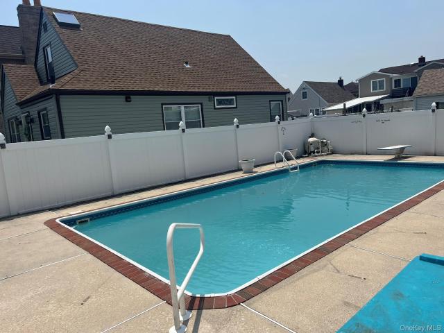 House for sale in Queens, Arverne