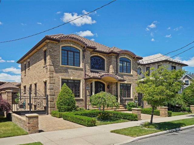 House for sale in Howard Beach, New York