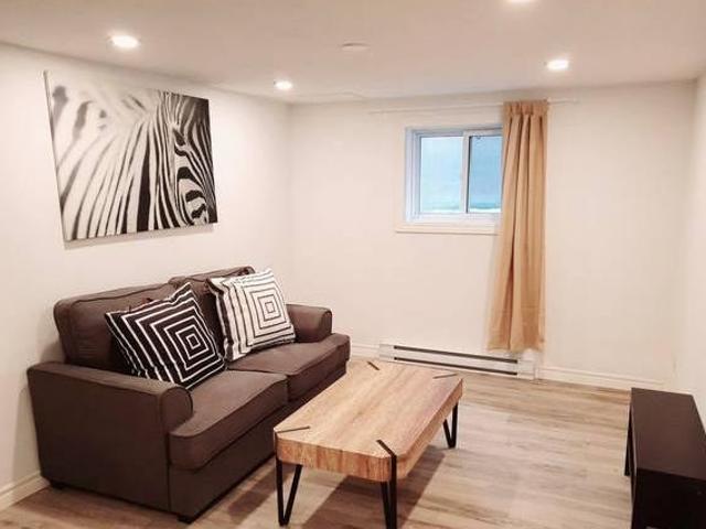 House for rent in Laval