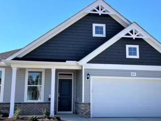House for sale in Easley House for sale in Easley