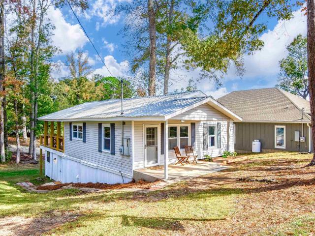 House for sale in Elmore, Alabama